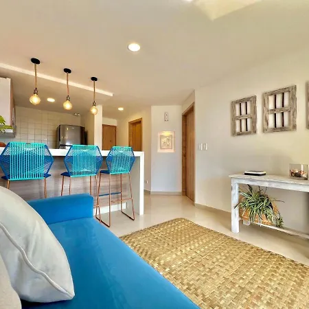 Luxury Mediterranean Apartment *